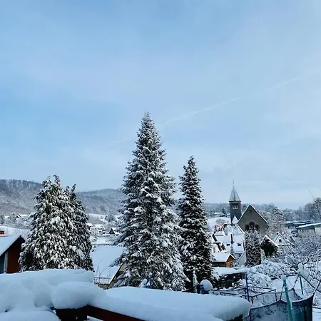 Mit Talblick Fuer Monteure