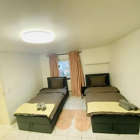 Mit Talblick Fuer Monteure * Heppenheim (Bergstrasse)