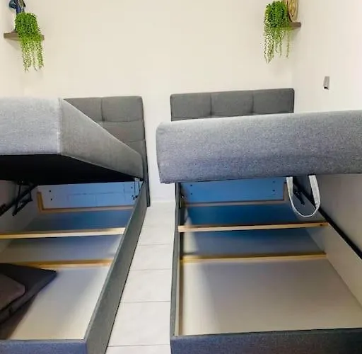 Mit Talblick Fuer Monteure