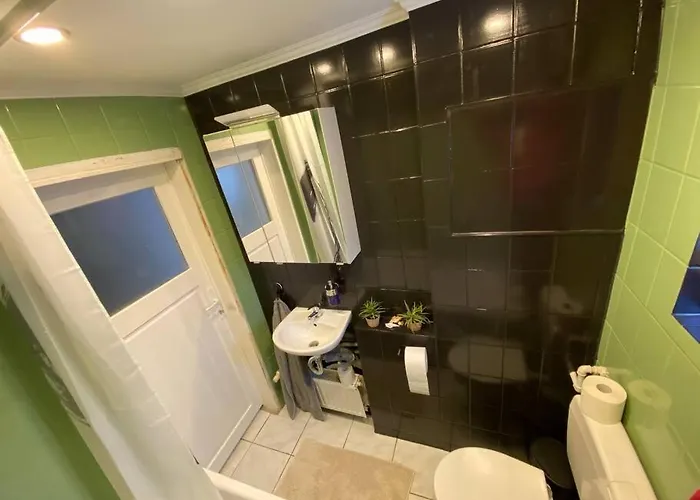 Mit Talblick Fuer Monteure Apartman *